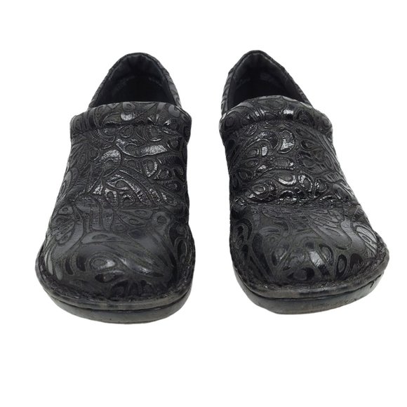 b.o.c. Born Concept Black Peggy Clogs Tooled Leather Slip On Shoes Women Size 7 - Picture 4 of 12